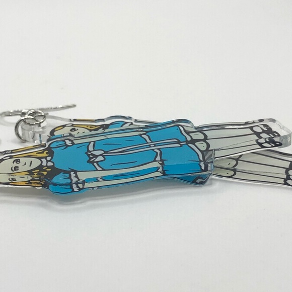 The Shining Twins Creepy Girls In Blue Novelty Drop Dangle Earrings - Picture 6 of 9